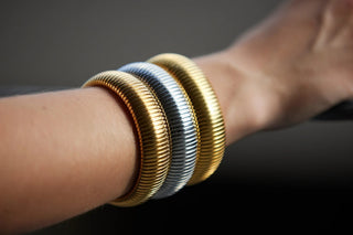 Liquid Metal Stretch Bangles 20mm Silver