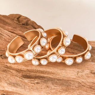 The Hope Rounded Pearl Cuff