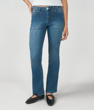 Billie High Rise Bootcut - Dim Sky