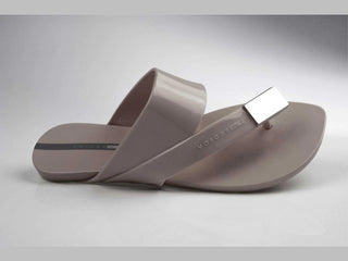 Zen Metal Sandals- Beige/Gold